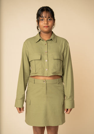 Cropped Shirt in Olive Green