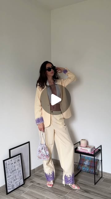 The Manel Blossom suit, worn by @saraaperr